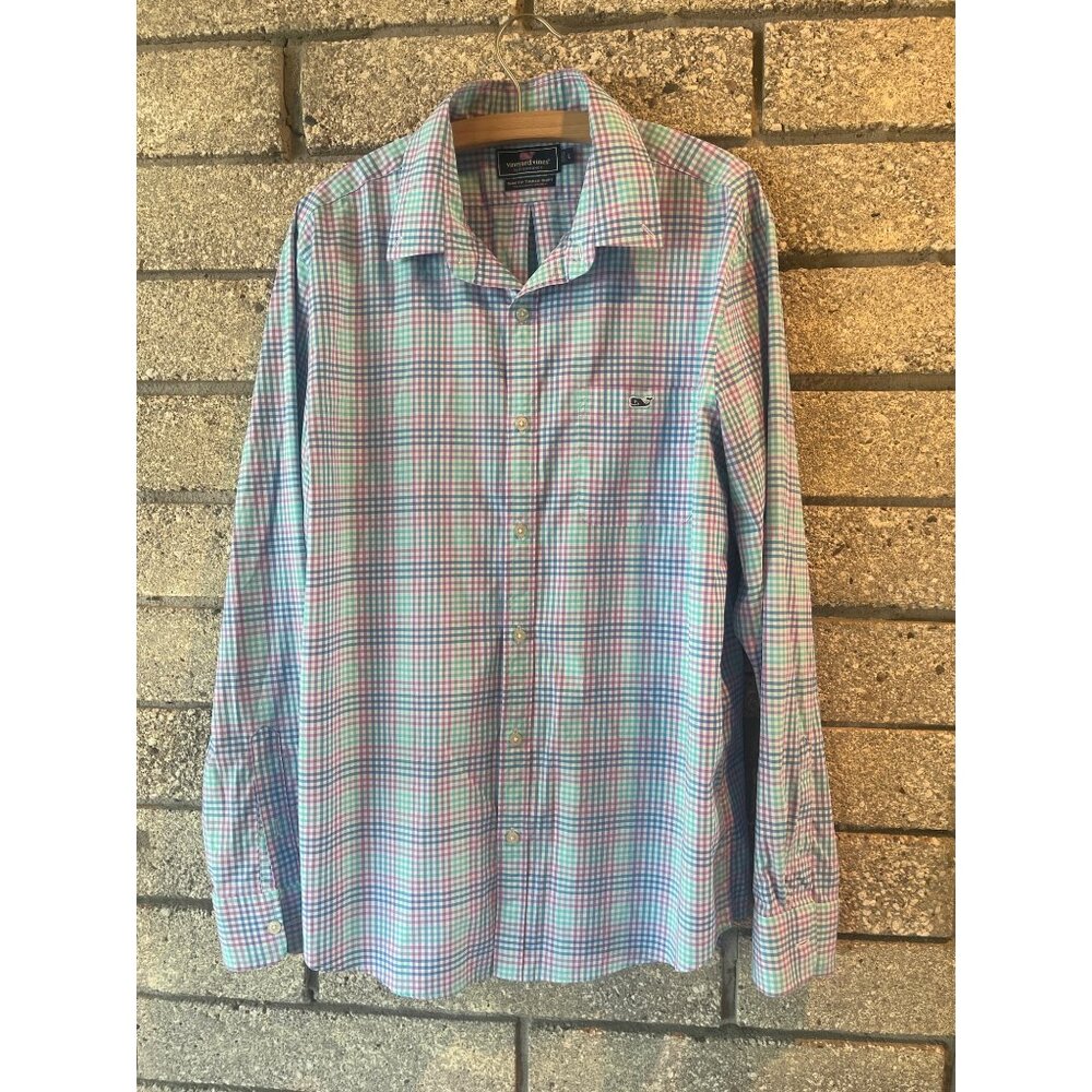 Vineyard Vines Mens Slim Fit Tucker Shirt Performance Nylon/Spandex Long Sleeve